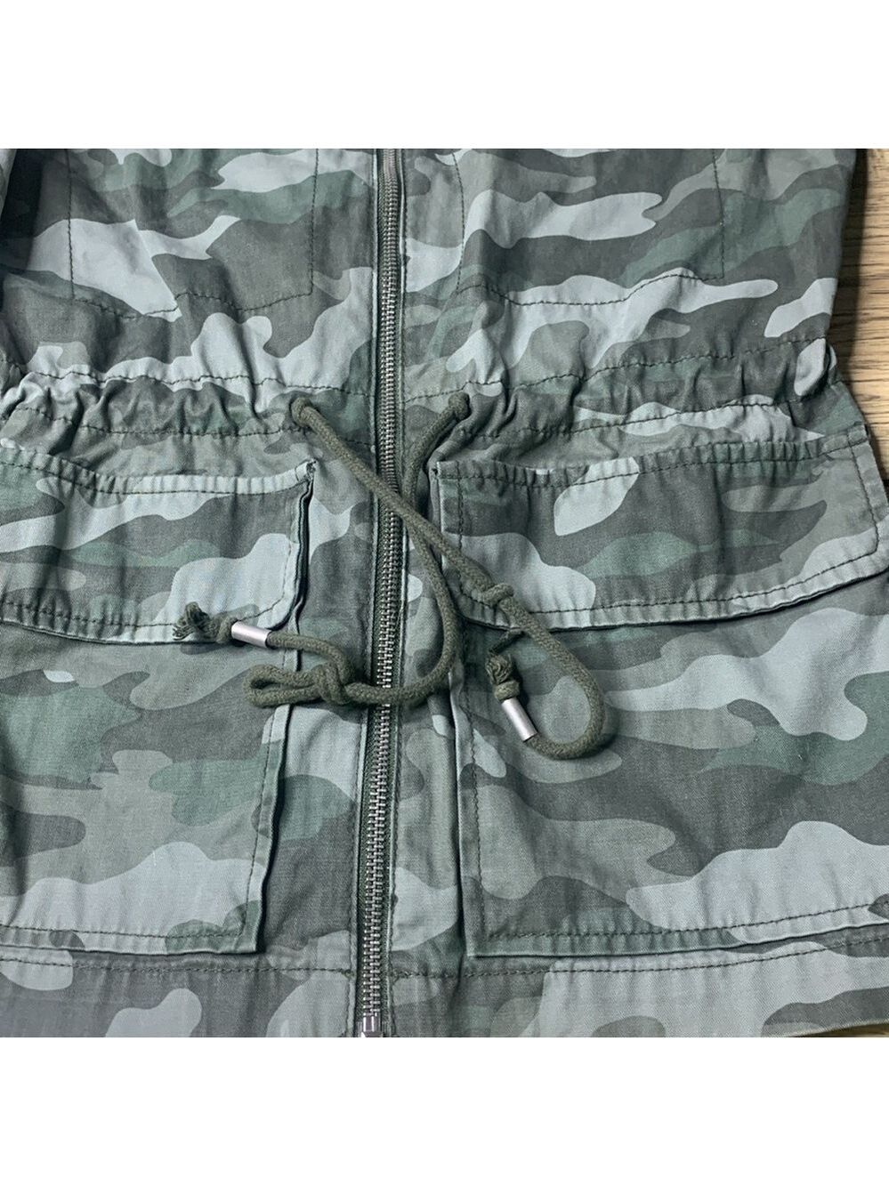 Old Navy Camo Military Style Jacket Size Small - Picture 3 of 4